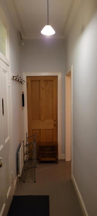 City Centre Flat - Sleep Upto 4 إدنبرة المظهر الخارجي الصورة