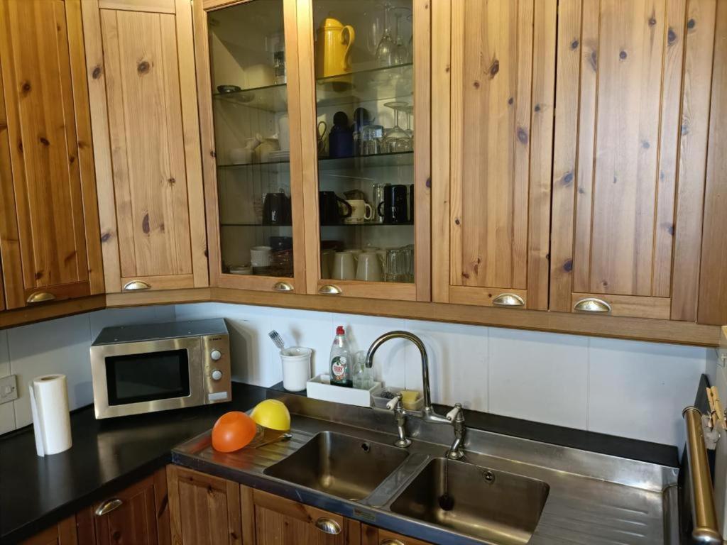 City Centre Flat - Sleep Upto 4 إدنبرة المظهر الخارجي الصورة
