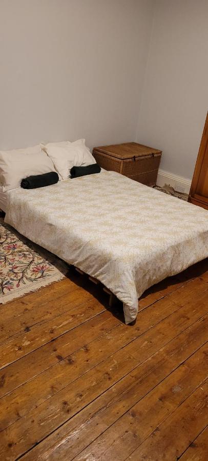 City Centre Flat - Sleep Upto 4 إدنبرة المظهر الخارجي الصورة